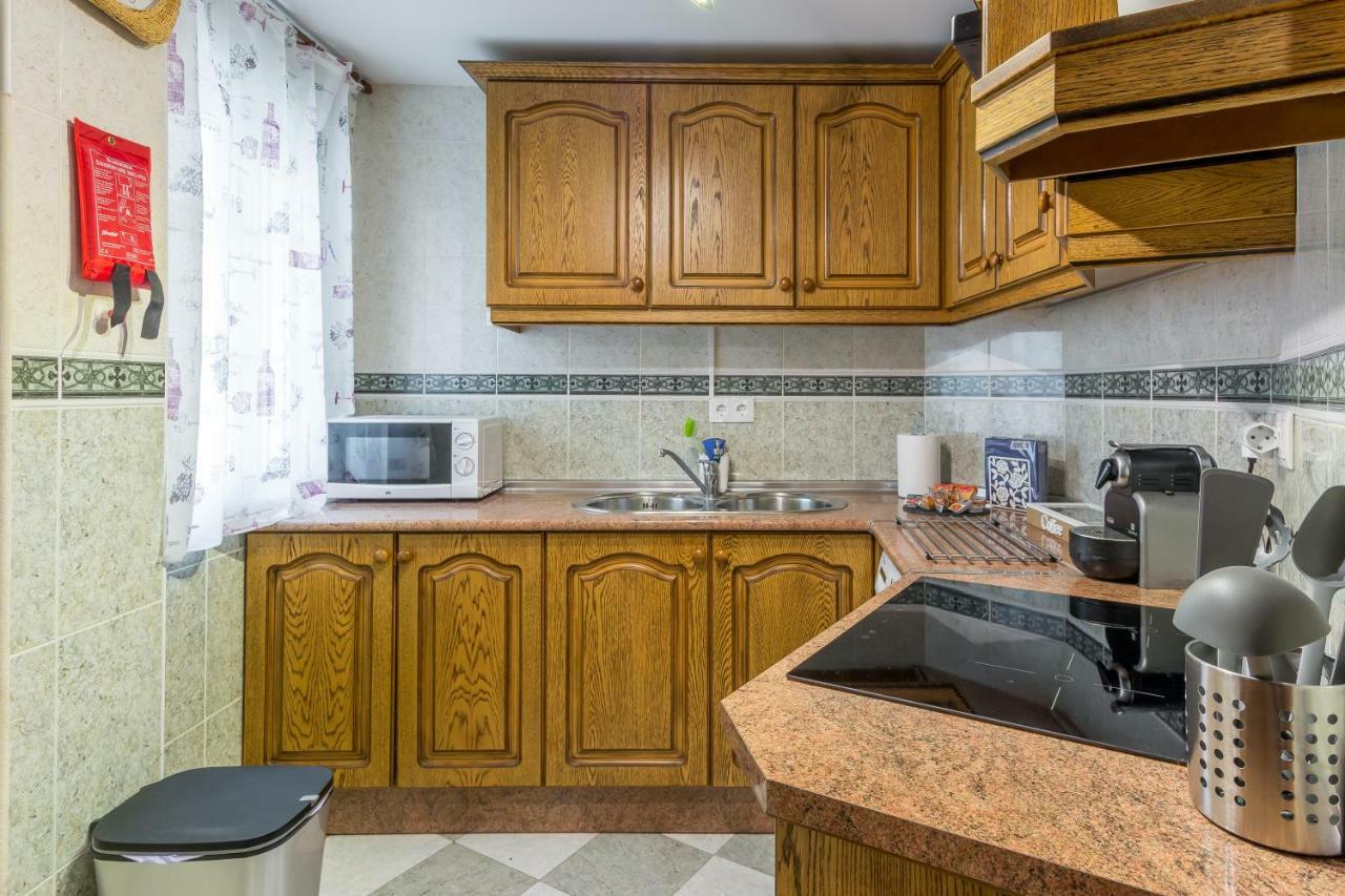 Sf Carihuela Luxury Suite Torremolinos Luaran gambar