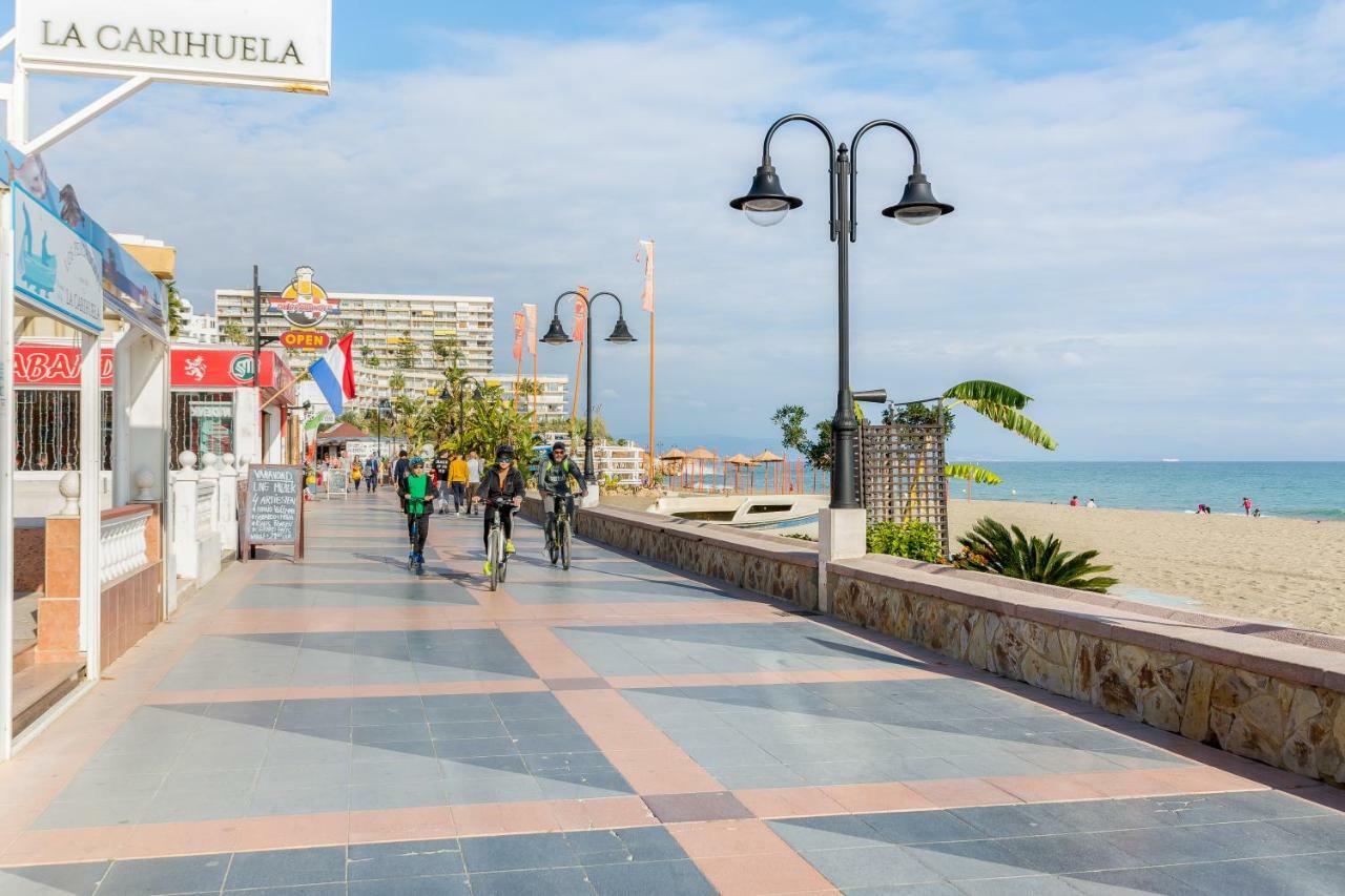Sf Carihuela Luxury Suite Torremolinos Luaran gambar