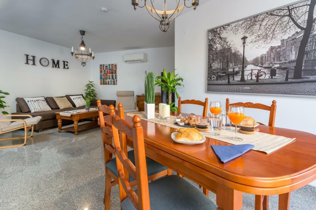 Sf Carihuela Luxury Suite Torremolinos Luaran gambar